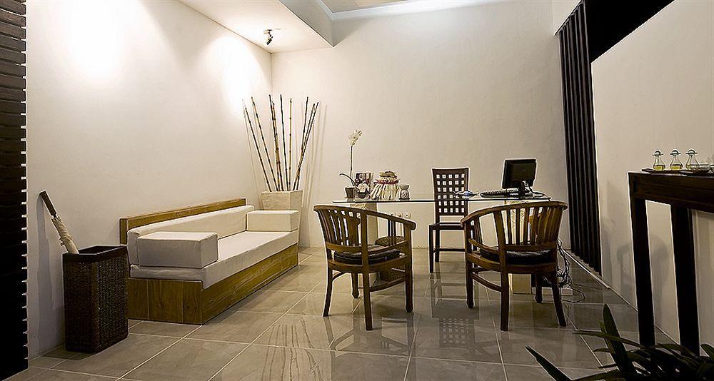 The Adnyana Villas & Spa Denpasar  Bagian luar foto